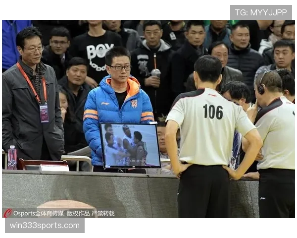 篮球比赛中的控球权定义:为什么它对裁判的判罚至关重要 篮球比赛中的控球权定义:为什么它对裁判的判罚至关重要